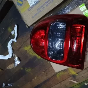 FOCO TRASERO DERECHO