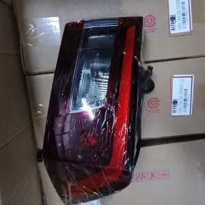 FOCO TRASERO IZQUIERDO